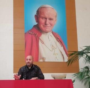 CONFERENCIA DE DON ALBERTO EN ALCORCÓN